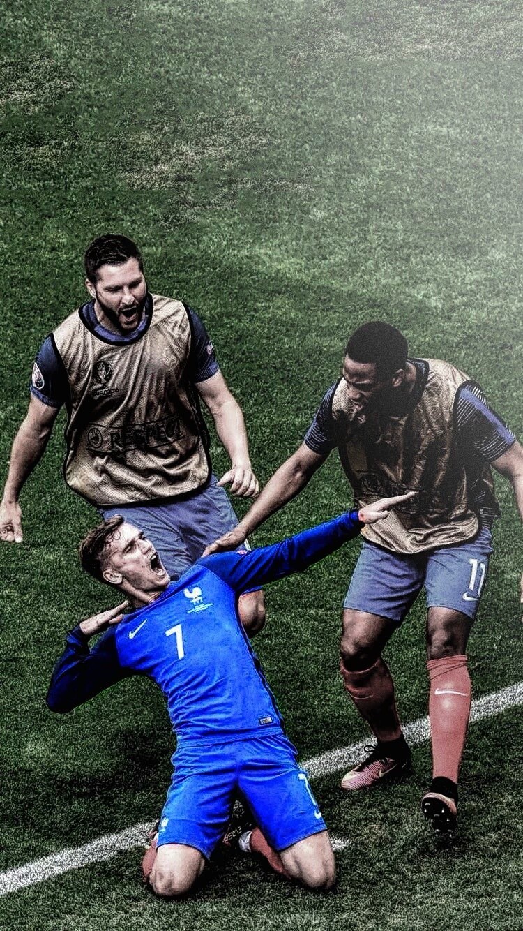 亚马尔社媒更换头像：诺坎普是书写历史的地方（亚马尔社媒换新头像：诺坎普见证历史书写）