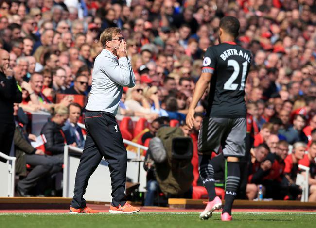 巴黎人报关注蓉城罚单：中国俱乐部因球迷种族歧视对方球员被罚6万欧