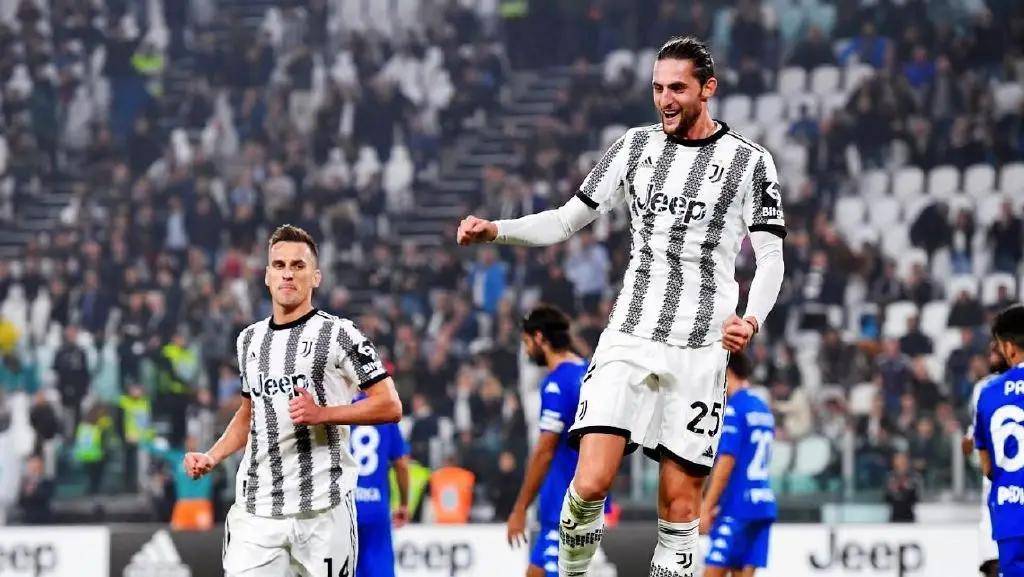 沙特媒体：利雅得胜利有意在明夏免签巴萨后卫克里斯滕森（沙媒：利雅得胜利计划明夏免签巴萨后卫克里斯滕森）