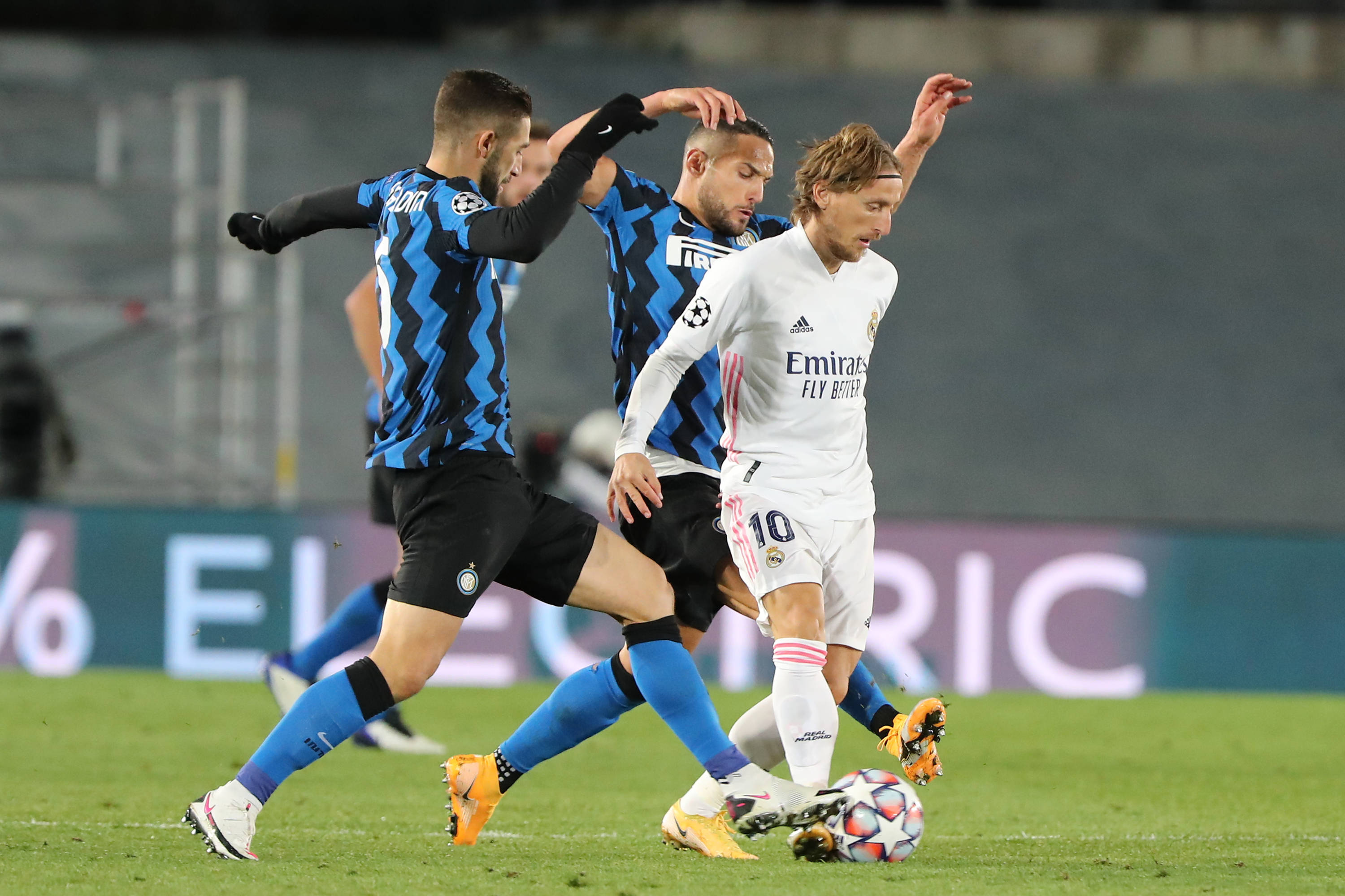 凯尔特人外线命中率提升，进攻体系稳定