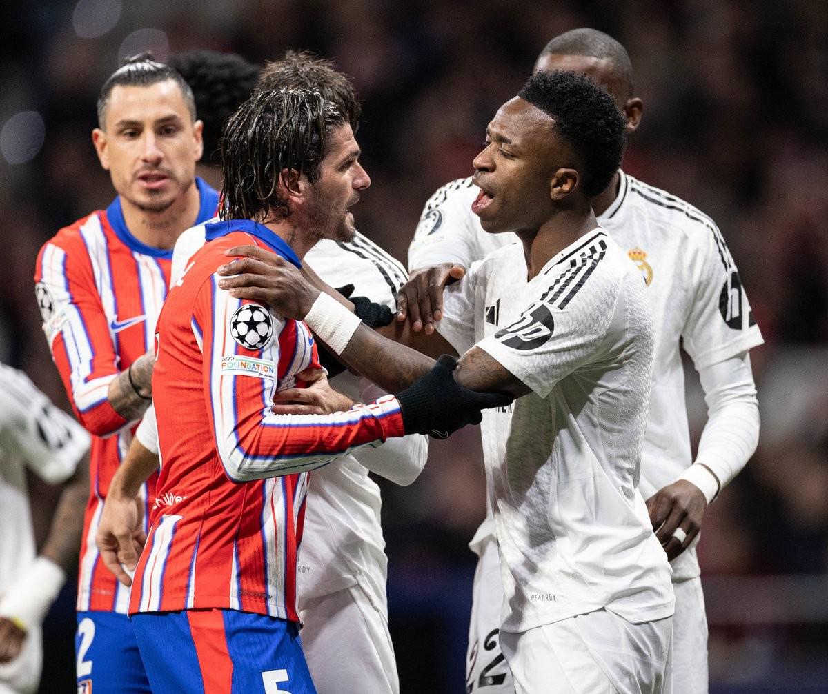 新一轮的欧冠势力版图更新：本轮阿森纳击败拜仁慕尼...（欧冠格局再洗牌：阿森纳本轮力克拜仁慕尼黑）