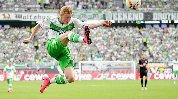 2025山东省齐鲁足球超级联赛：泰安2-1击败聊城夺冠（泰安2-1力克聊城，问鼎2025山东省齐鲁足球超级联赛冠军）